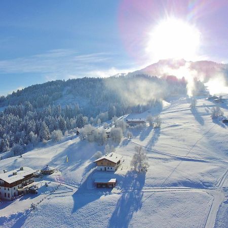 Chalet On The Ski Slope In St Johann In Tyrol Apfeldorf 외부 사진