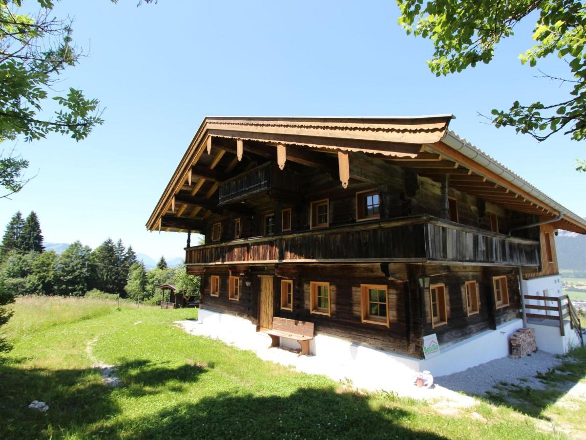 Chalet On The Ski Slope In St Johann In Tyrol Apfeldorf 외부 사진